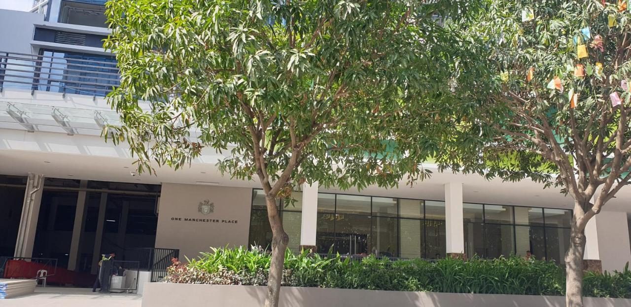 Mactan Newtown Condo With Garden And Ocean View 8Newtown Blvd Μακτάν Εξωτερικό φωτογραφία